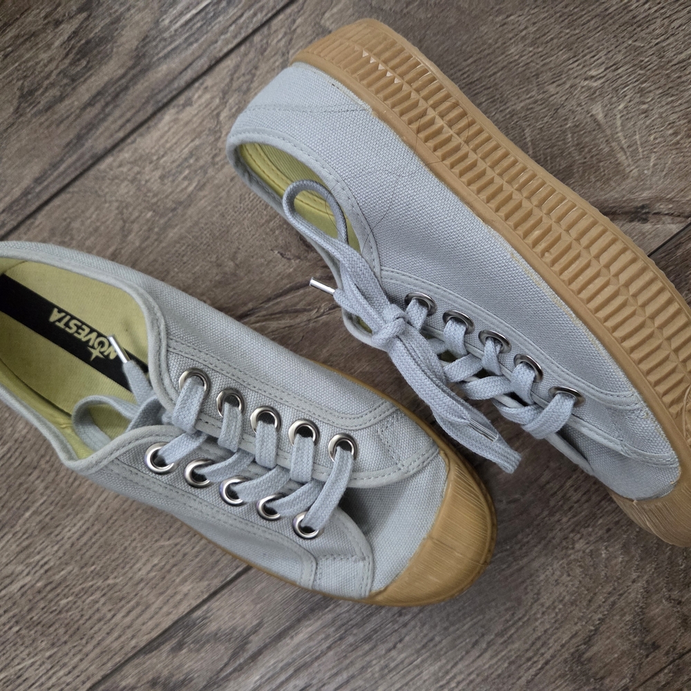 New NWT Novesta Star Master Gray Canvas Sneakers with 1 Inch Gum Sole In Size 36